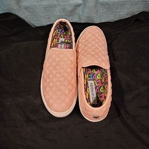 Steve Madden Girls Jexcelnt, Blush, size 5